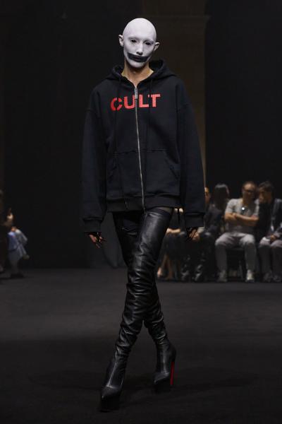 Matières Fécales 26FW038